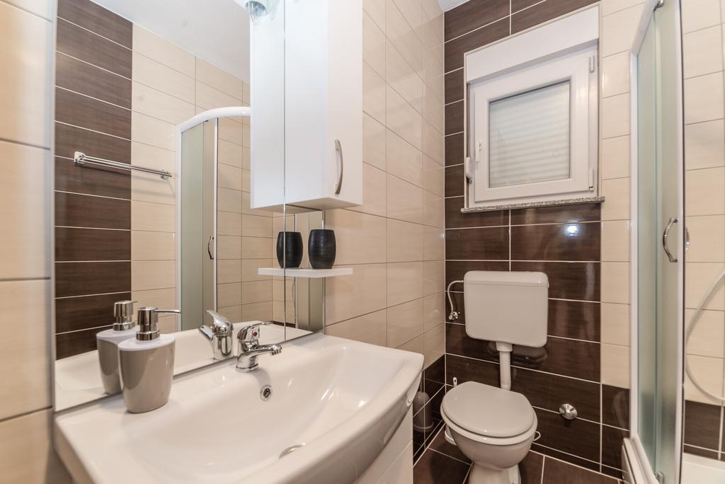 Apartments Kovacevic Vir Εξωτερικό φωτογραφία
