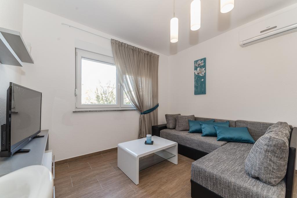 Apartments Kovacevic Vir Εξωτερικό φωτογραφία