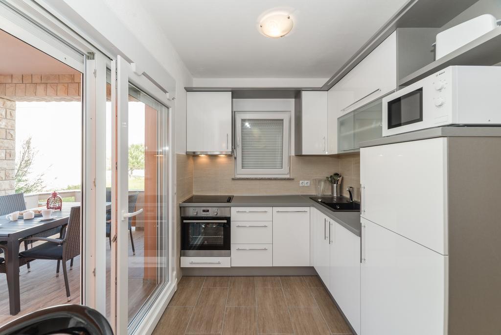Apartments Kovacevic Vir Εξωτερικό φωτογραφία