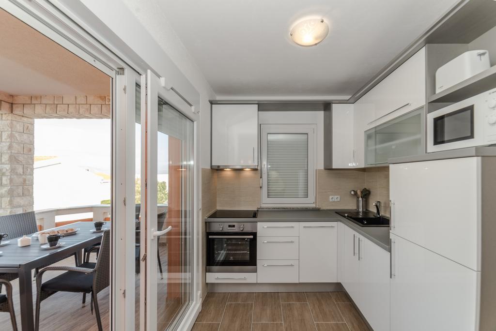 Apartments Kovacevic Vir Εξωτερικό φωτογραφία